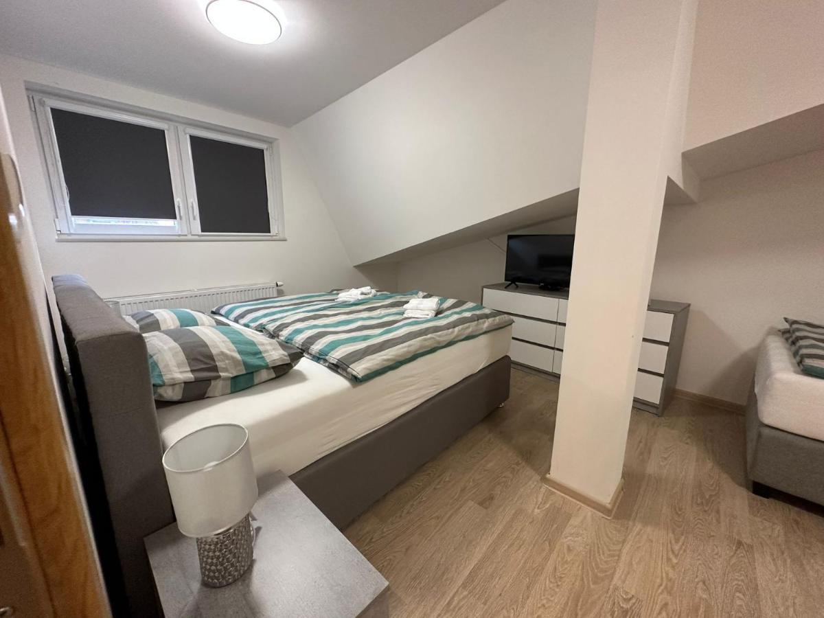 Centar Apartment คาปรินา ภายนอก รูปภาพ