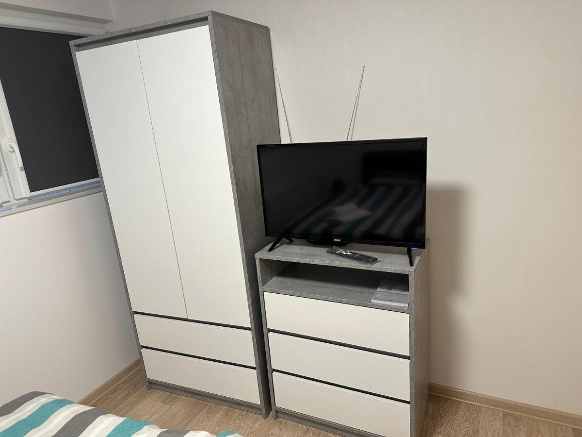 Centar Apartment คาปรินา ภายนอก รูปภาพ