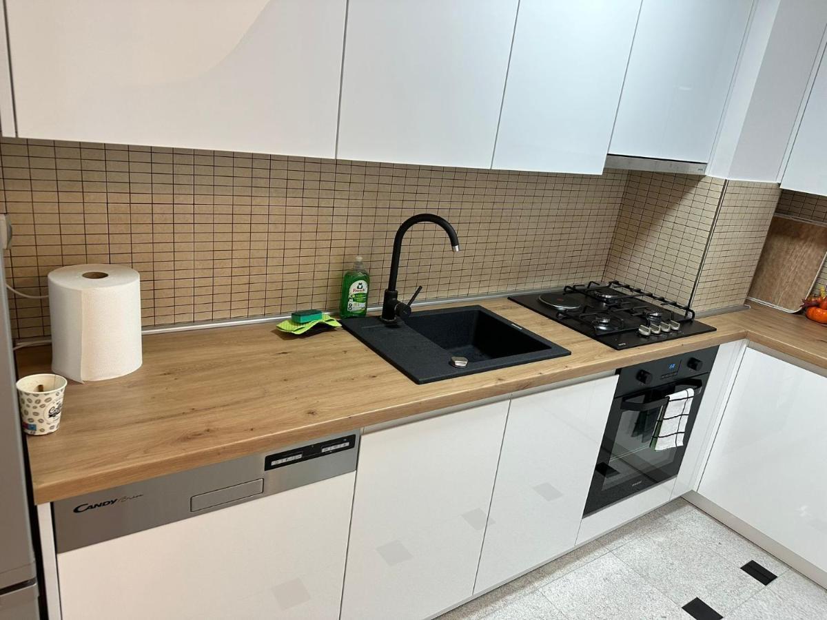 Centar Apartment คาปรินา ภายนอก รูปภาพ